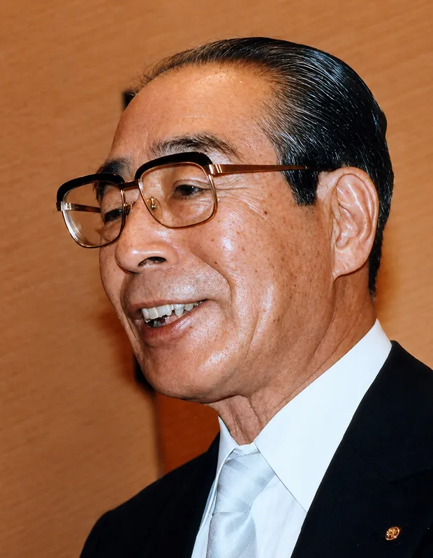 二世 塚越生武 1980~1993